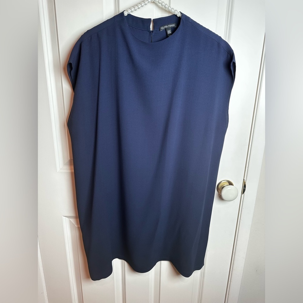 Eileen Fisher Deep Blue Top navy 💯 silk